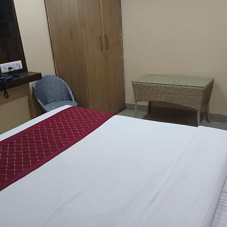 Blossoms Room Hotel Alekhya Residency- Luxury Lollection Hyderabad Exterior photo