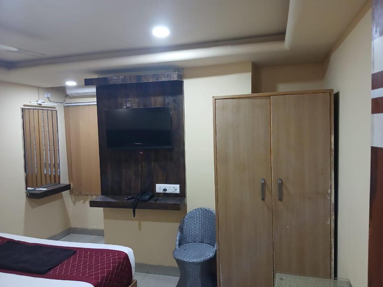 Blossoms Room Hotel Alekhya Residency- Luxury Lollection Hyderabad Exterior photo